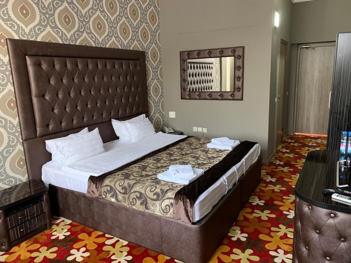Deluxe Plaza Almatı